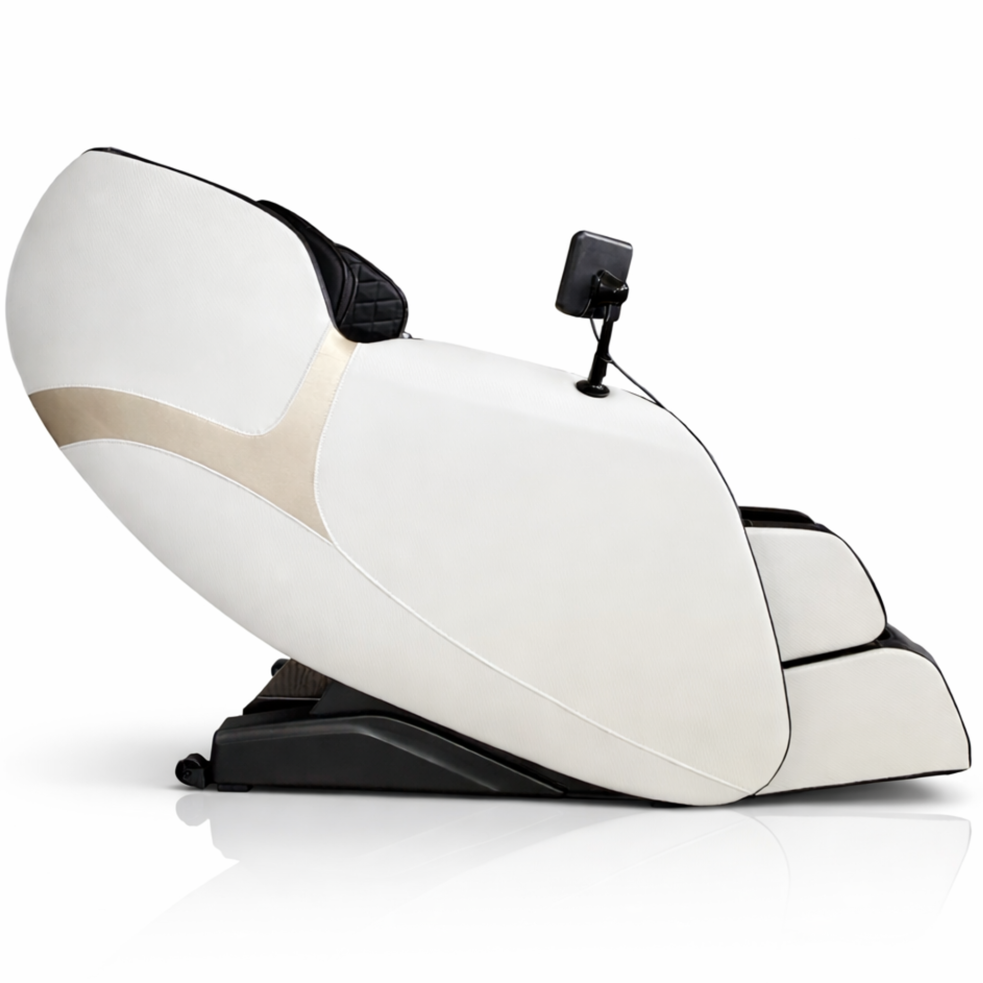 Detail zitgedeelte en armsteunen van de PLUTO massagestoel in wit